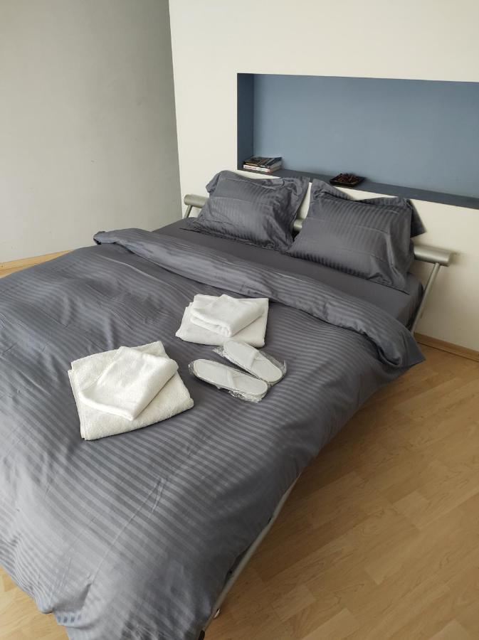 Ariana Apartment By Easyบูคาเรสต์ ภายนอก รูปภาพ
